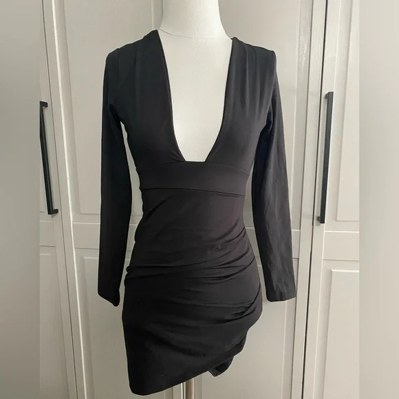 Low Cut Blank Fleece Lined Mini Dress | Color: Black | Size: S | _Lyn's Closet